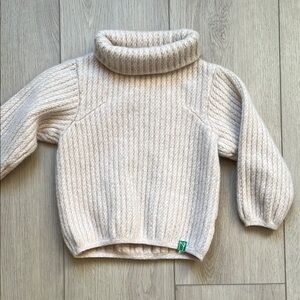 Neve CK Bradley 100% Wool Cream Cowl Neck Sweater Girls Size Large